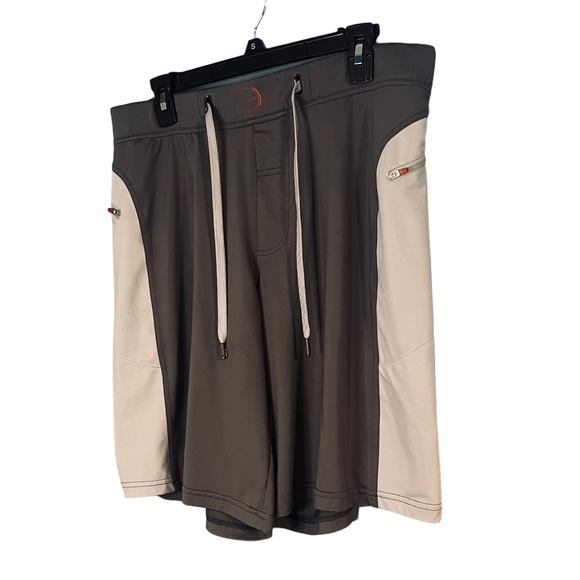 Men’s HYLETE Training Workout Shorts Gray Size Large - Picture 3 of 5
